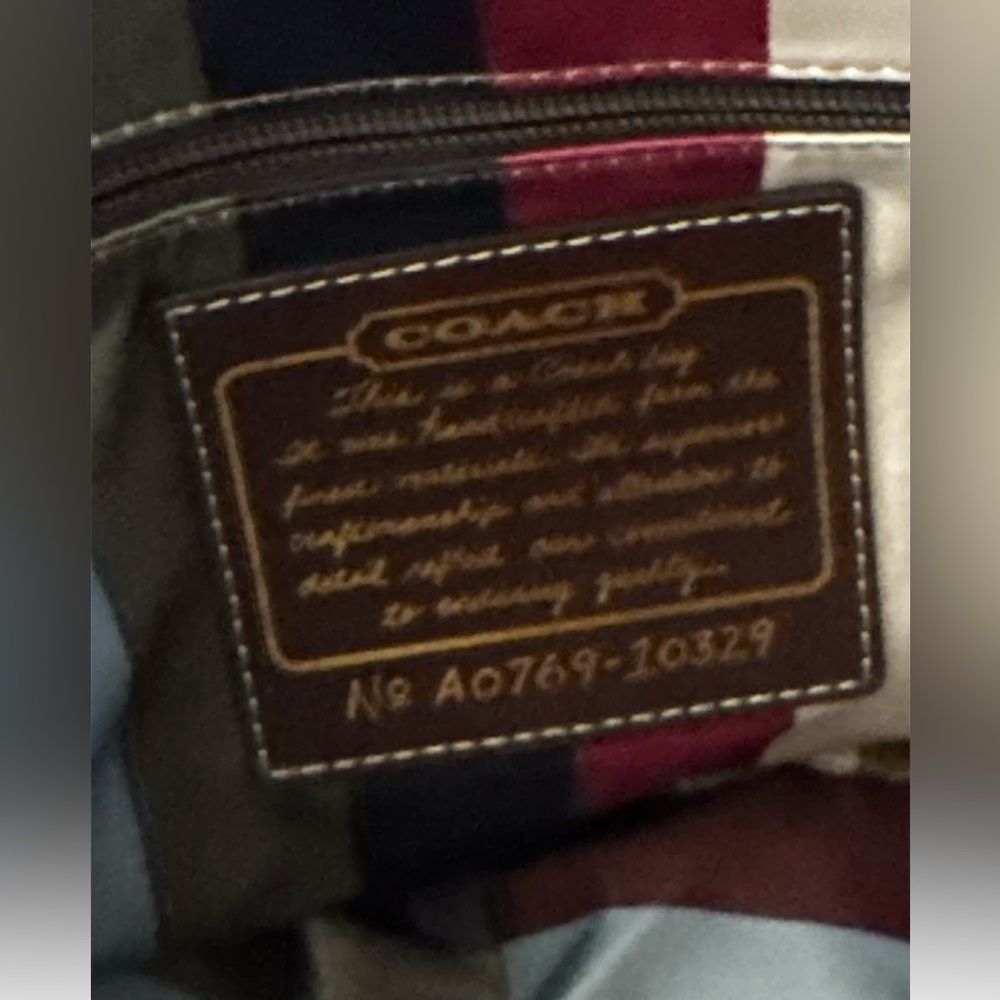 Coach Vintage Legacy Flap Bag. N-A 0769-10329 - Picture 7 of 8